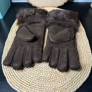 Ladies Brown Suede Fur-Trimmed Gloves